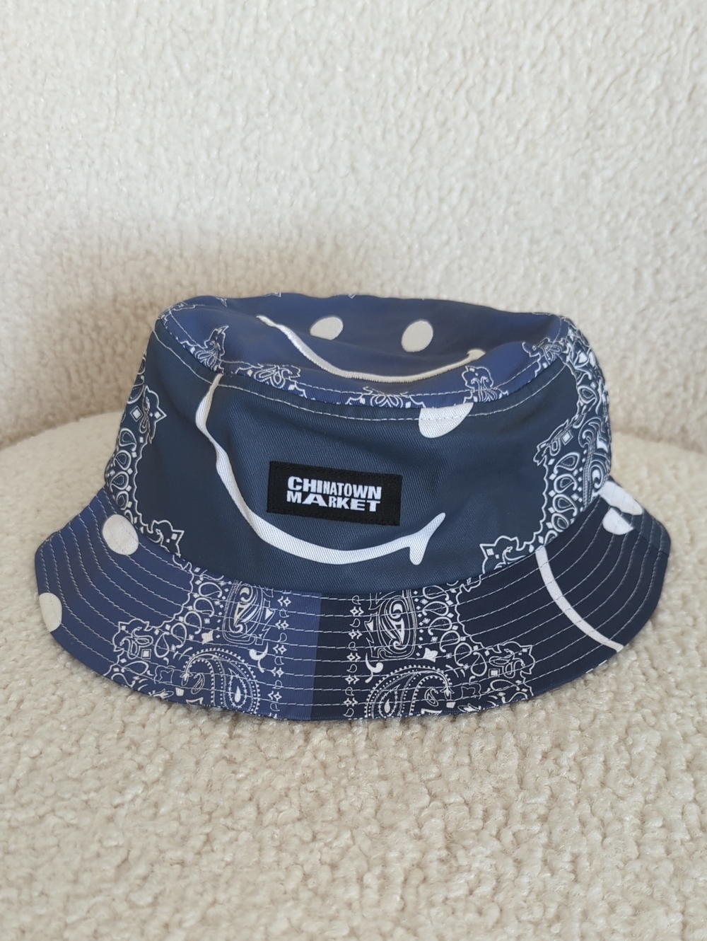 Chinatown MarketPlace Navy Paisley Smiley Bandana-Print Bucket Hat